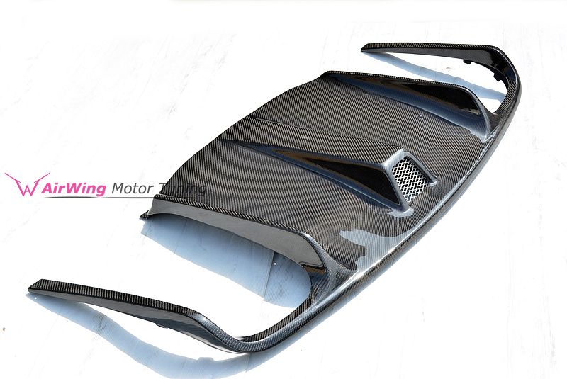 W207 - PIECHA style Carbon Rear Diffuser ４